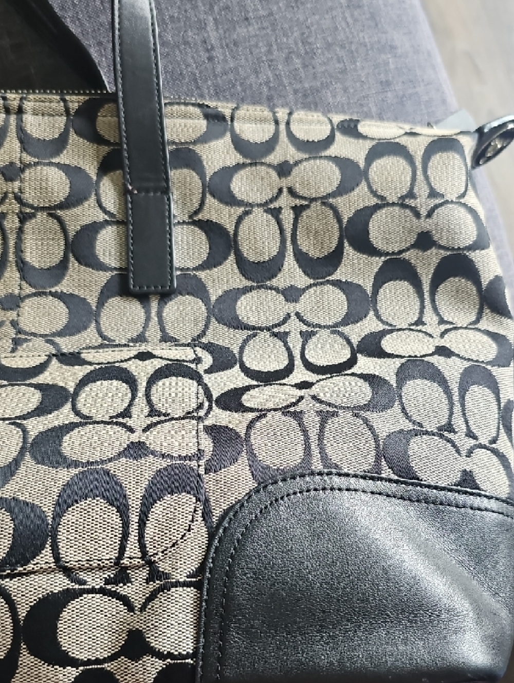 Coach Black Tan Signature Canvas Shoulder Bag Hand Large Size Leather Purse - Picture 3 of 12